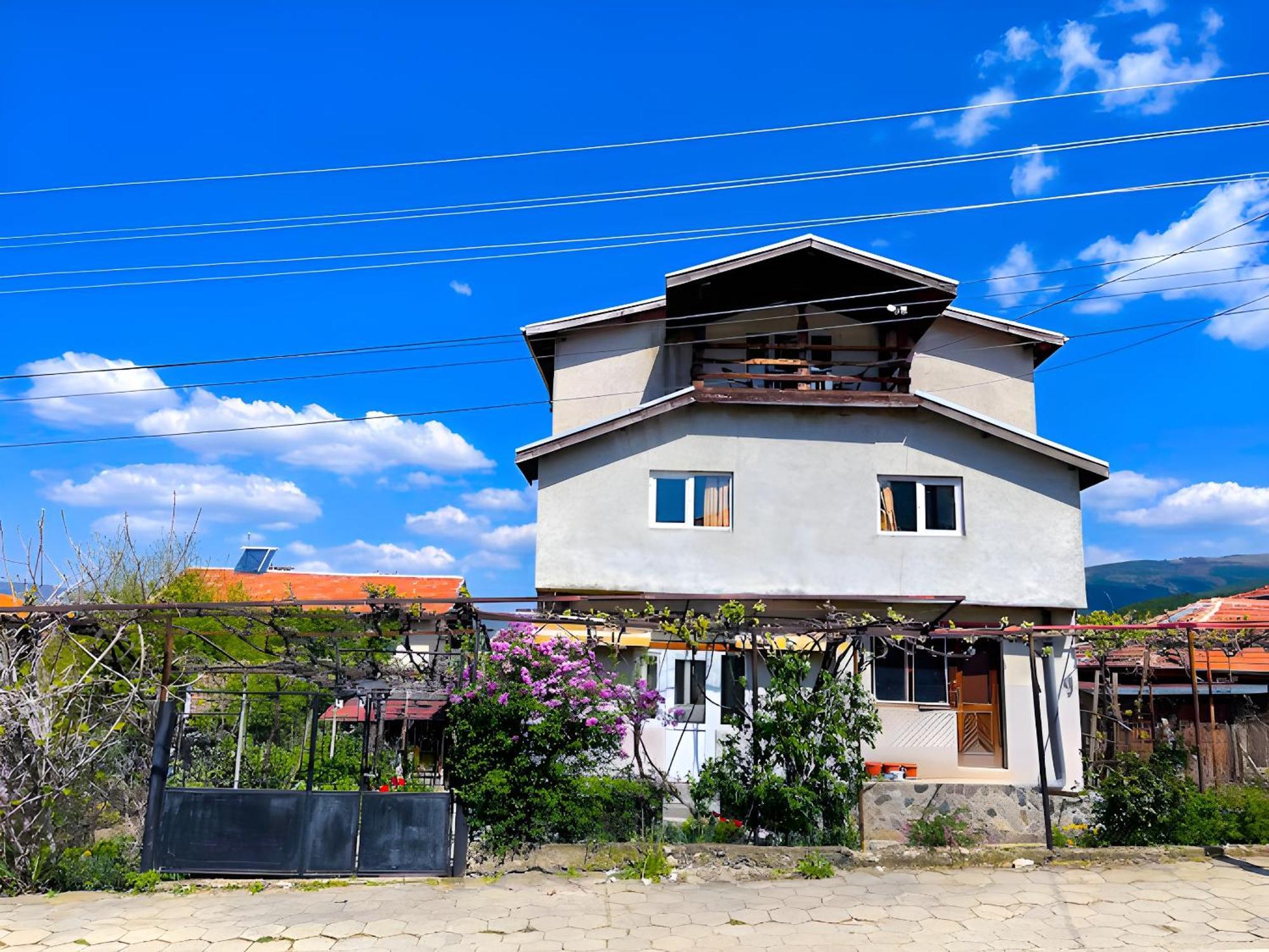 Alpin Guest House Sapareva Banya Bagian luar foto